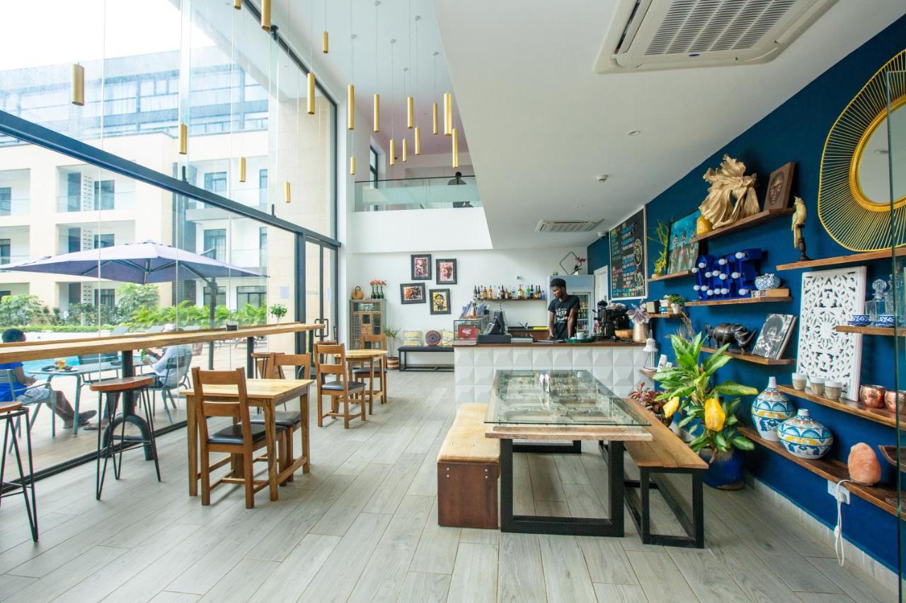 The Gallery Premier Suites Accra Exterior photo