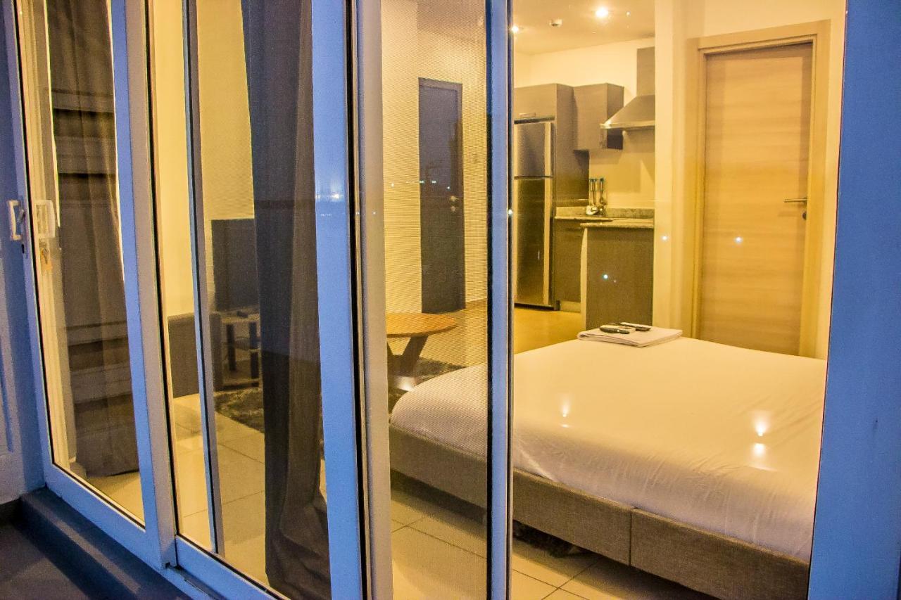 The Gallery Premier Suites Accra Exterior photo