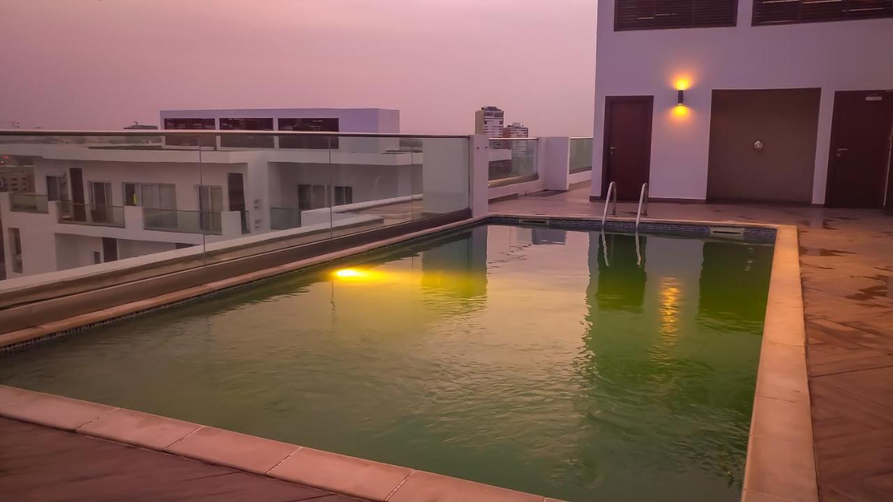 The Gallery Premier Suites Accra Exterior photo