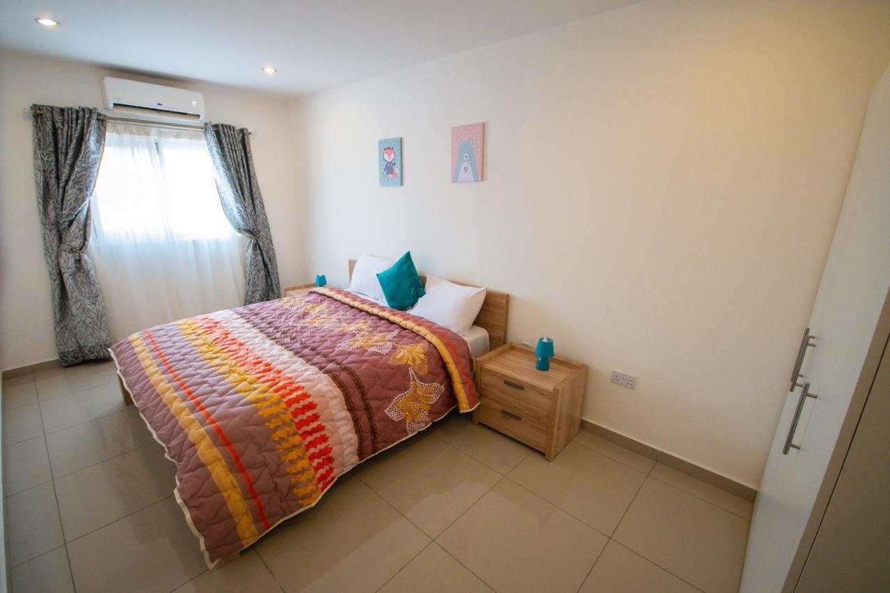 The Gallery Premier Suites Accra Exterior photo