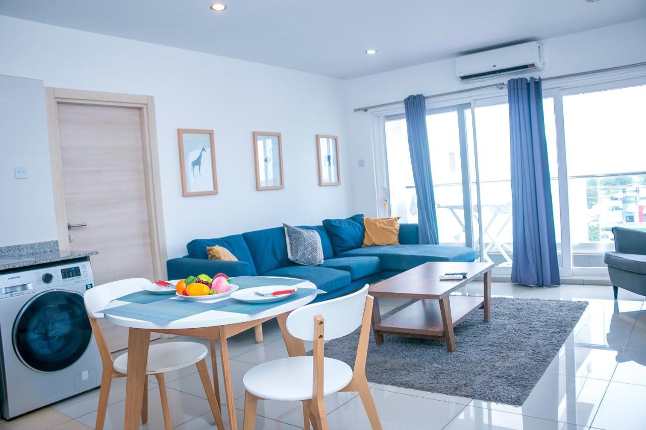 The Gallery Premier Suites Accra Exterior photo