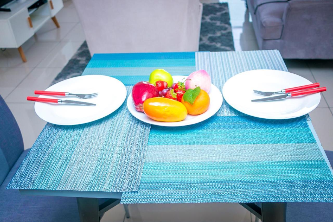 The Gallery Premier Suites Accra Exterior photo