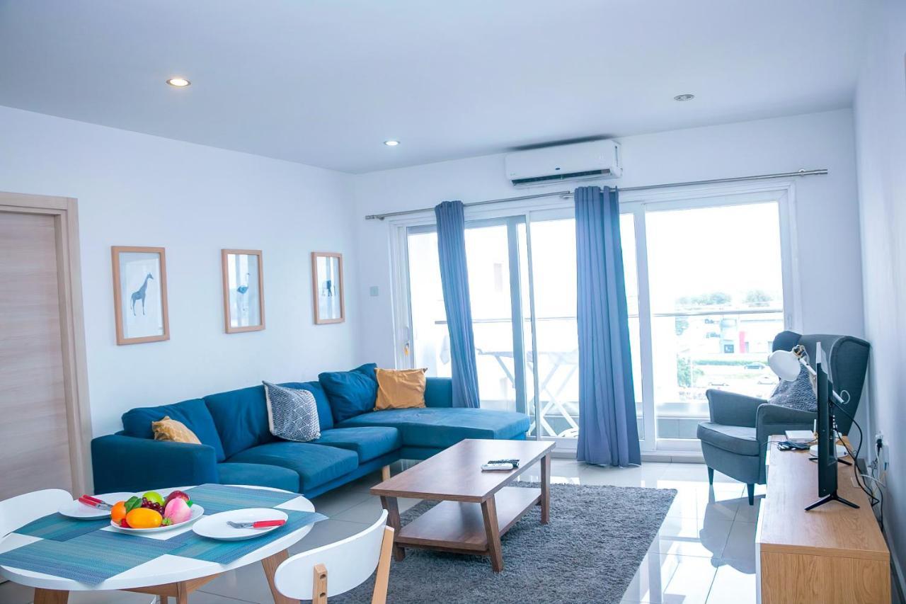 The Gallery Premier Suites Accra Exterior photo